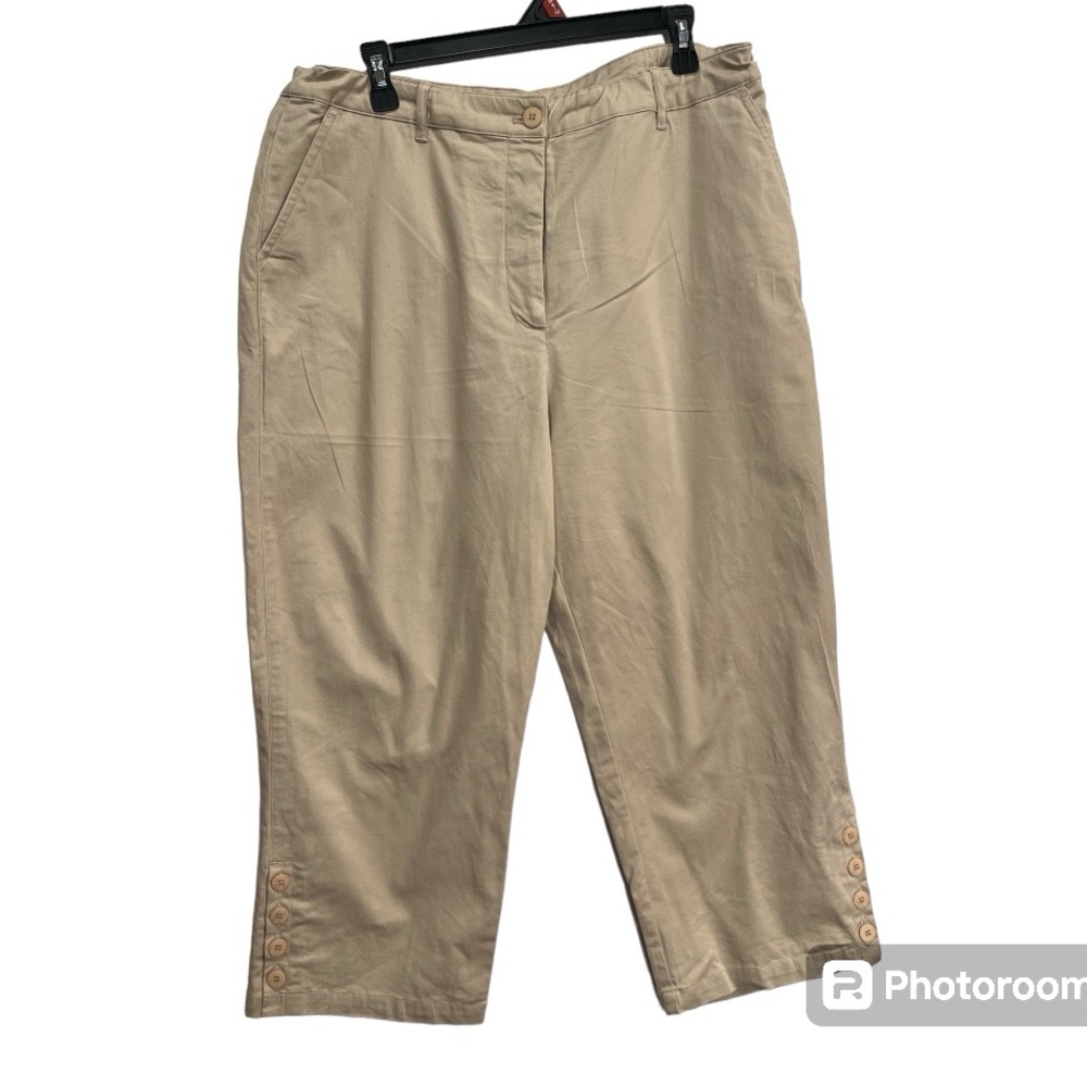 Appleseeds Khaki Capris. Size 16 perfect for spring/summer/fall
